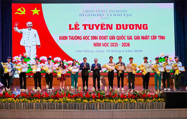 Hình ảnh tại trường42